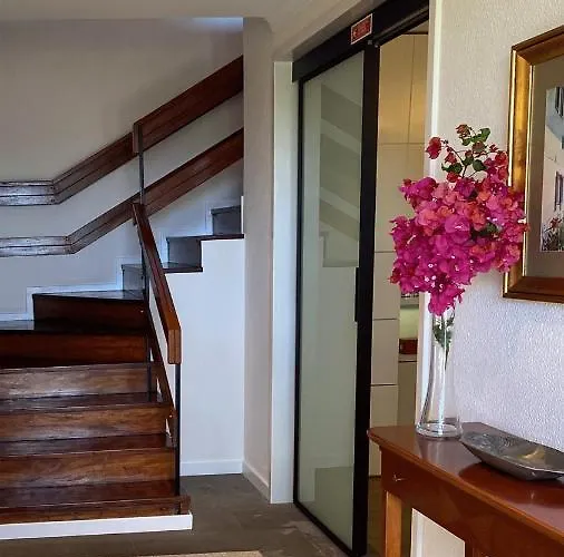 Chalet Casa Ideal Familias Com Vista Mar Desafogada Funchal (Madeira)